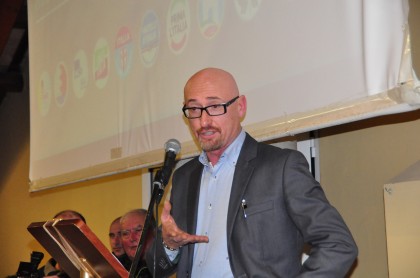 Sala piena per ascoltare il candidato del centro destra Daniele Sanchioni item-thumbnail