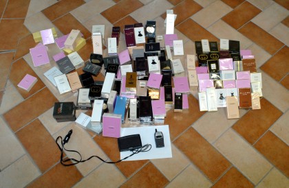 Cellulare antitaccheggio e panciera per nascondere la refurtiva. Arrestati due ladri serbi item-thumbnail