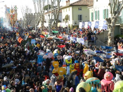 In 50mila per salutare il Carnevale di Fano item-thumbnail