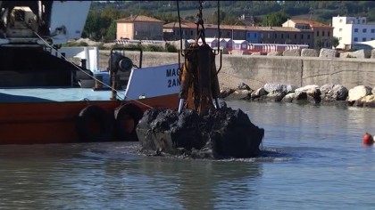 Fano, dall’Unione Europea arrivano i fondi per il dragaggio del porto – VIDEO item-thumbnail