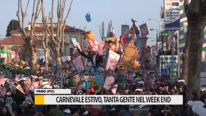 Carnevale estivo, tanta gente nel week-end item-thumbnail