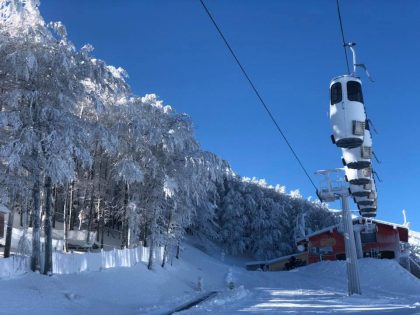 Monte Catria, scatta la stagione sciistica. Il 2 febbraio l’apertura degli impianti item-thumbnail