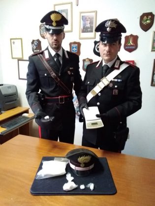 Fermato con la droga a Orciano, è stato arrestato dai Carabinieri di Terre Roveresche. item-thumbnail