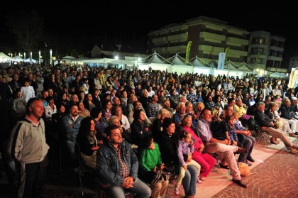 Via libera al divertimento in spiaggia. Musica fino a mezzanotte item-thumbnail