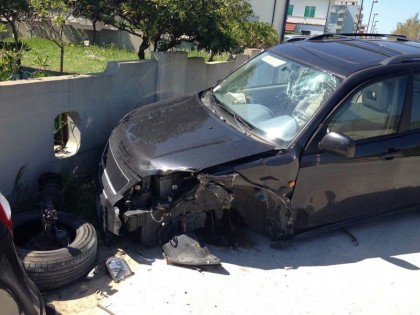 Scontro fra due auto a Marotta, ferita una donna item-thumbnail