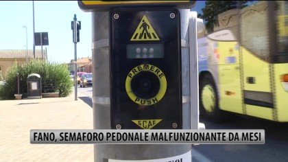 Fano, semaforo pedonale mal funzionante da mesi – VIDEO item-thumbnail