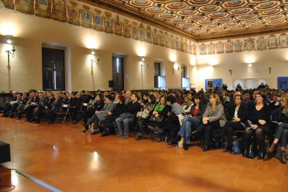 polizia in difesa delle donne