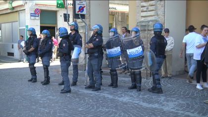 polizia antisommossa