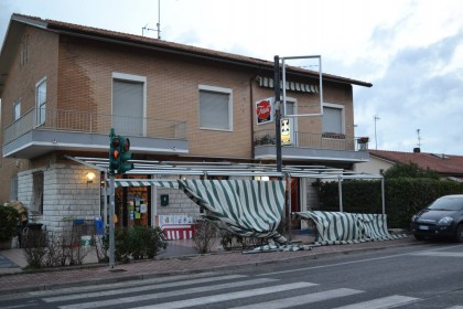 Bar Trilly a Gimarra di Fano (Foto Roberta Pascucci - Reporter di Strada Fano TV).