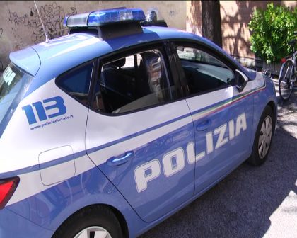 Coltiva Cannabis in casa, arrestato dalla Polizia item-thumbnail