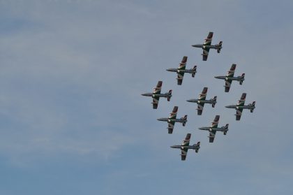 FRECCE TRICOLORI FORMAZIONE A ROMBO