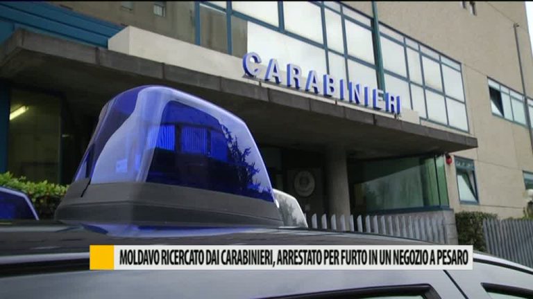 Moldavo ricercato dai carabinieri, arrestato per un furto in un negozio a Pesaro