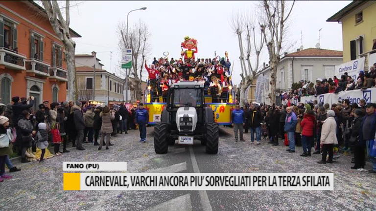Carnevale, varchi ancora più sorvegliati per la terza sfilata – VIDEO
