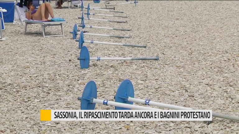 Sassonia, il ripascimento tarda ancora e i bagnini protestano – VIDEO