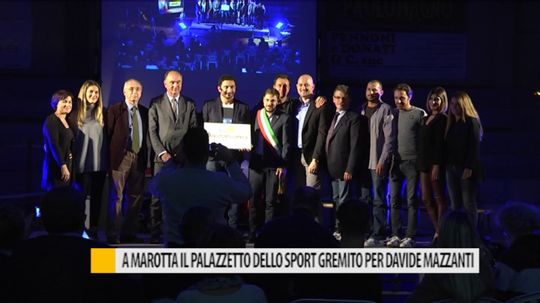 A Marotta il palazzetto dello sport gremito per Davide Mazzanti – VIDEO A Marotta il palazzetto dello sport gremito per Davide Mazzanti – VIDEO