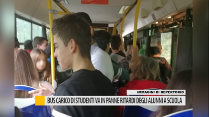 Bus carico di studenti va in panne: ritardi degli alunni a scuola – VIDEO item-thumbnail