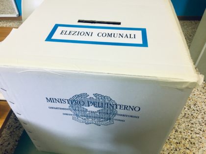Ballottaggio Fano: affluenza alle ore 19 al 36,19% item-thumbnail