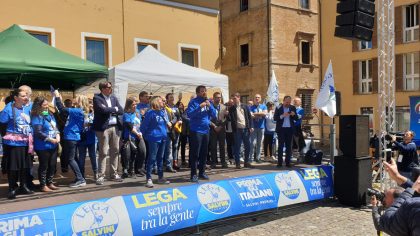 Salvini: “Al via guerra a cannabis, chiusi primi 3 shop nelle Marche” item-thumbnail