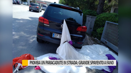 Piomba un paracadute in strada: grande spavento a Fano – VIDEO item-thumbnail
