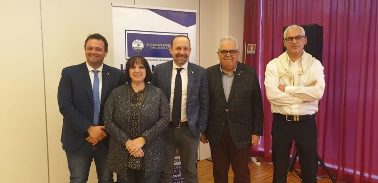 Marche, Lega: “Grazie a noi azzerati i costi dei confidi. Pronto l’emendamento” Marche, Lega: “Grazie a noi azzerati i costi dei confidi. Pronto l’emendamento”