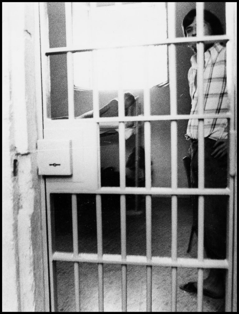 Fossombrone, telefono cellulare trovato in cella di detenuto ad ‘alta sicurezza’