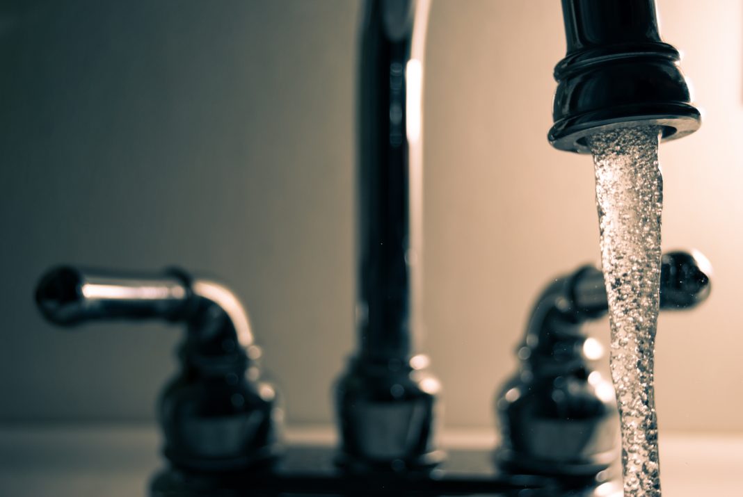 ACQUA RUBINETTO LAVANDINO