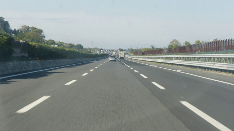 Incidente sull’A14 tra Pesaro e Cattolica: traffico bloccato e un ferito grave