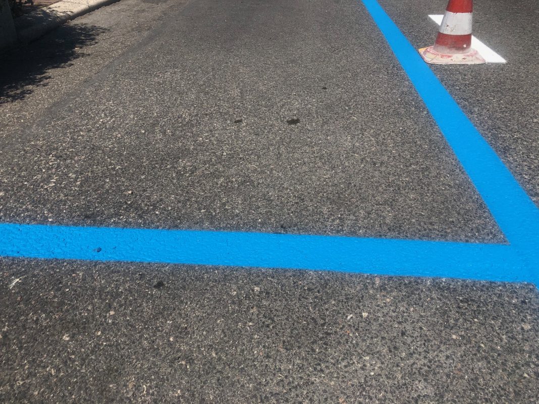 strisce blu parcheggi pagamento sassonia