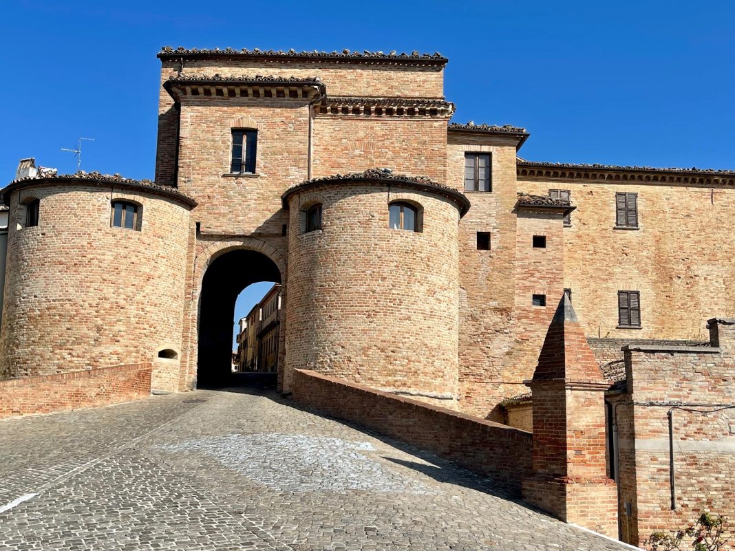 MOMBAROCCIO