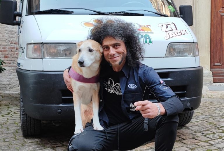 Pesaro, partita la raccolta fondi per il primo Racing Team Animalista d’Italia – VIDEO