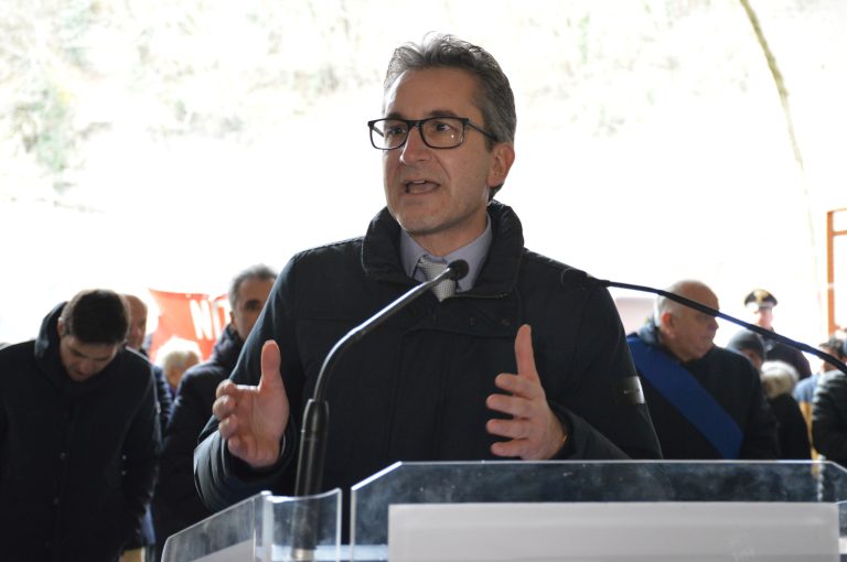 Baldelli (FdI): «Regione in prima fila nel potenziamento dell’aeroporto di Fano»
