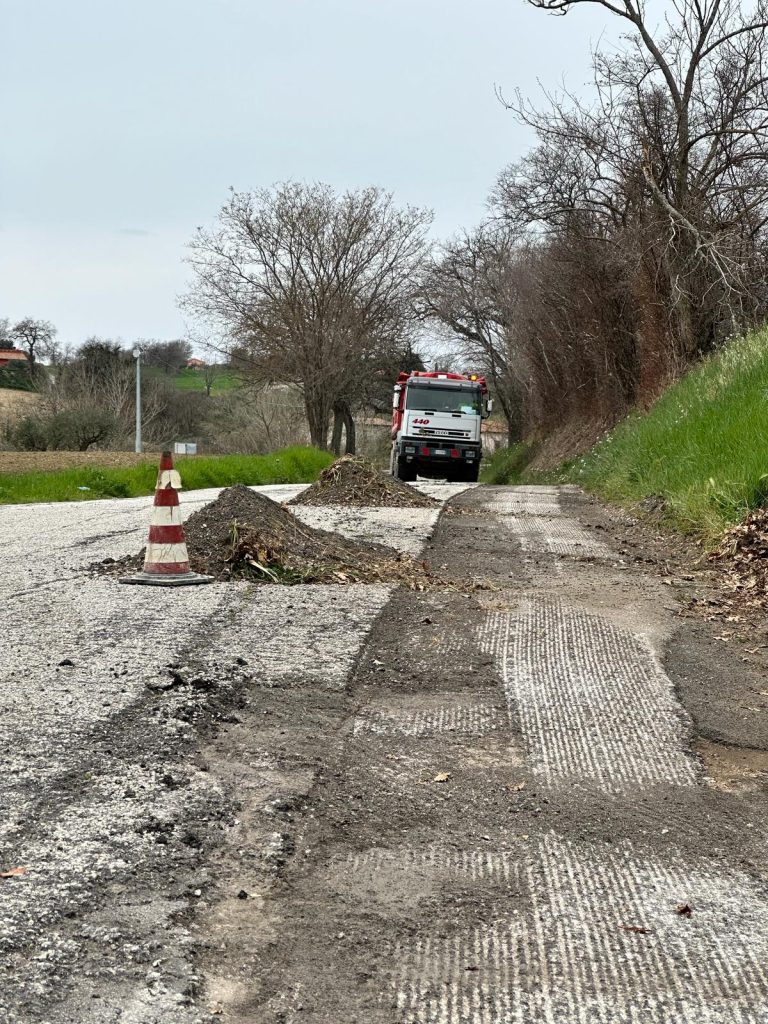 Cartoceto, avviati lavori di riqualificazione stradale: ecco le vie interessate