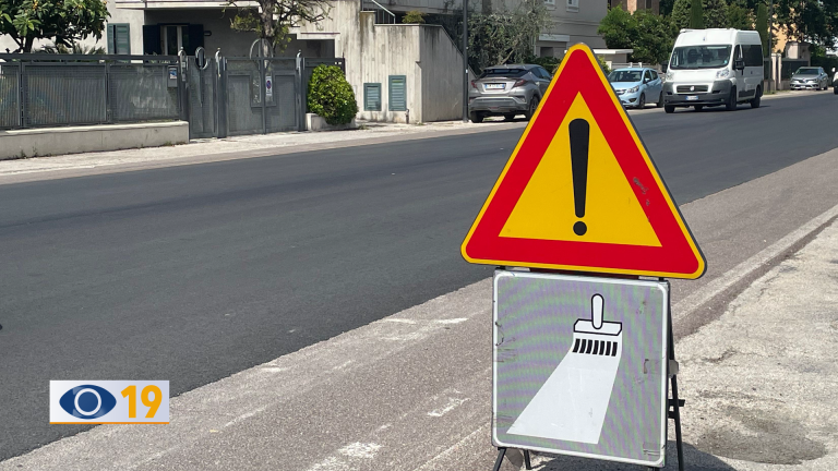 Nuova segnaletica orizzontale su Via Roma a Fano: ecco quando