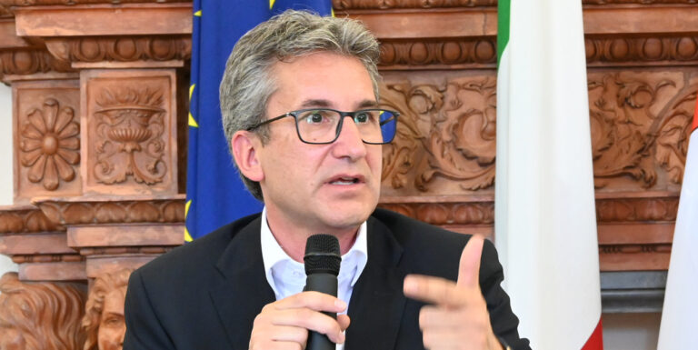 Baldelli: «Ricci critica la Zes e si candida al premio ‘Anti Marchigiano dell’anno’»