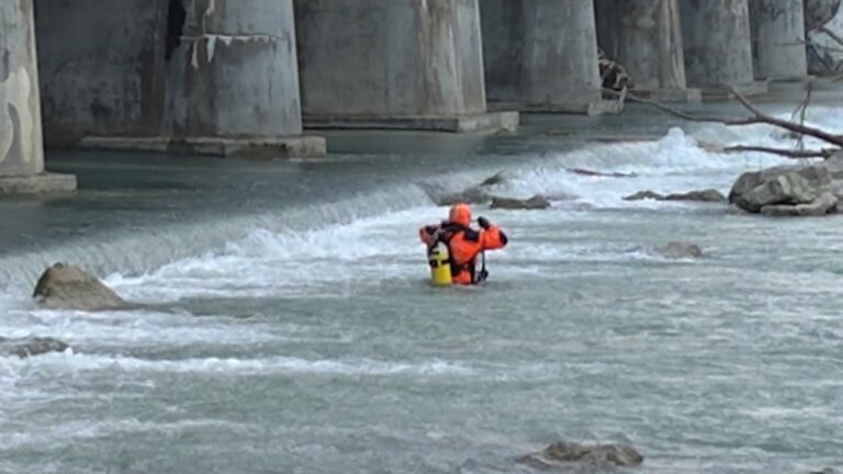 Ricerche in corso per un’anziana scomparsa nei pressi della foce del Metauro – VIDEO