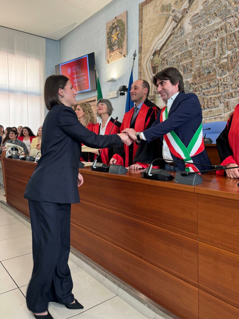 Lauree in Comune, Biancani ai nuovi infermieri: “Figure fondamentali per il nostro sistema sanitario”