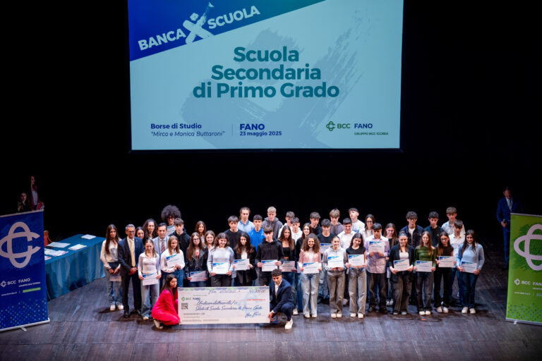 Borse di studio BCC Fano: 225 talenti sul palco del Teatro della Fortuna