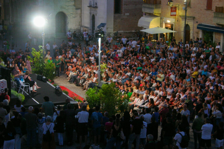 La lingue dei segni per un Passaggi Festival inclusivo
