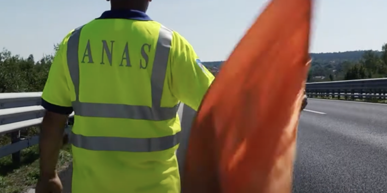 Scontro tra mezzi pesanti sulla SS 73 Bis: chiusa una carreggiata a Colli al Metauro