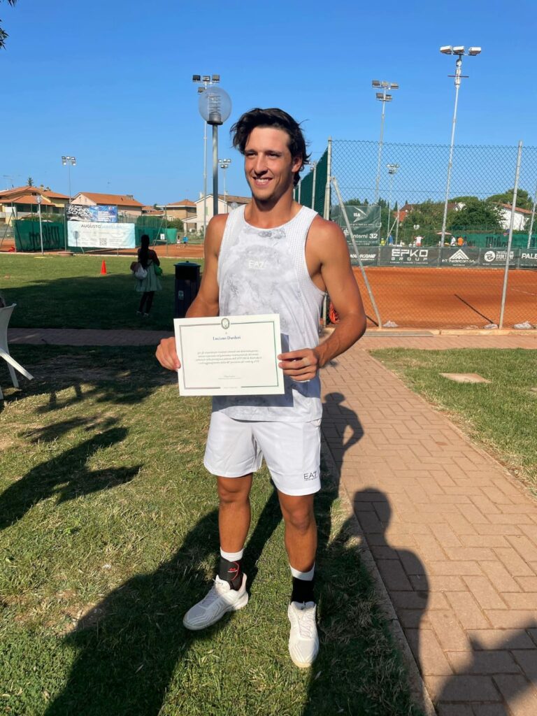 Fano, al tennista Luciano Darderi l’encomio del Consiglio Regionale