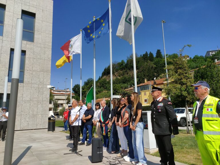 Festa della Repubblica: cerimonia anche in Piazza del Municipio a Montecchio
