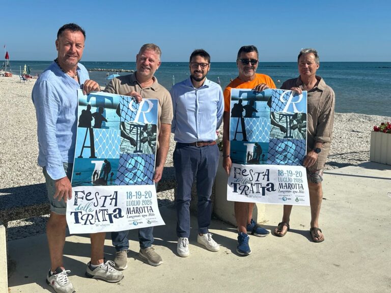 Festa della Tratta, tradizione e spettacolo sul mare: dal 18 al 20 luglio al Molo di Marotta