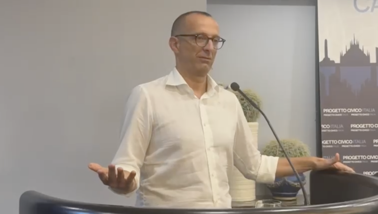 Inchiesta su affidi, Ricci non arretra: «Chi pensa di guadagnarci in termini elettorali otterrà l’effetto opposto»