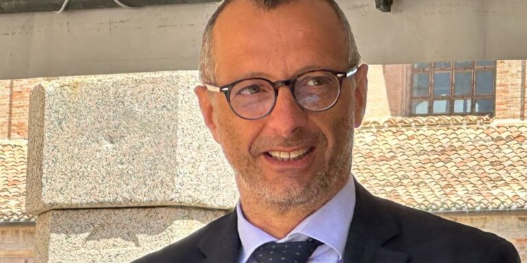 Elezioni regionali, Ricci: «Acquaroli quando si vota? Cosa nascondete? Di cosa avete paura?»