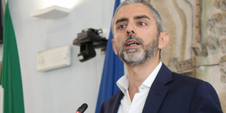 Pesaro – Defibrillatori dismessi nelle palestre, Andreolli: «Grave mancanza di programmazione»