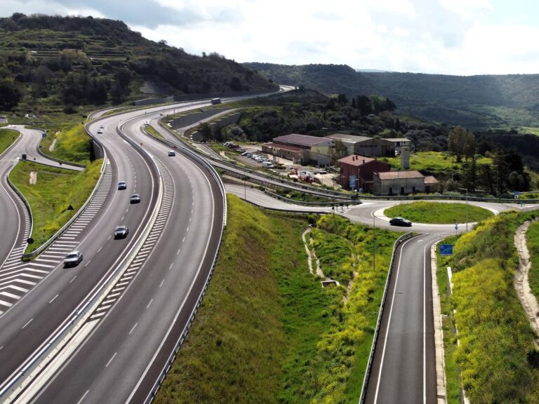 Esodo estivo, boom di traffico anche nelle Marche: oltre 120 mila transiti nel weekend. 27mila a Pesaro