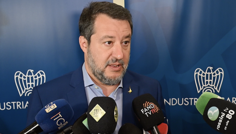 Salvini a Pesaro: «Non godo delle disgrazie altrui, auguro a Ricci di dimostrarsi innocente»