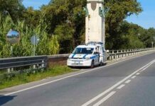Fano – Scontro tra camper e moto sul Ponte Metauro: un ferito