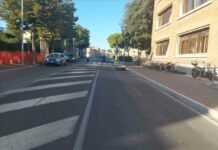 Fano, studentessa investita sulle strisce da scooter: ferita lievemente