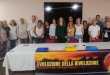 Evoluzione della Rivoluzione: “4126 firme per abbattere il recinto del sistema”